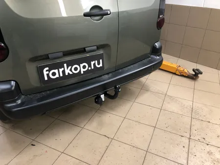 Фаркоп Oris для Peugeot Partner 2008-, (L1, L2) 2556-A в Рязань