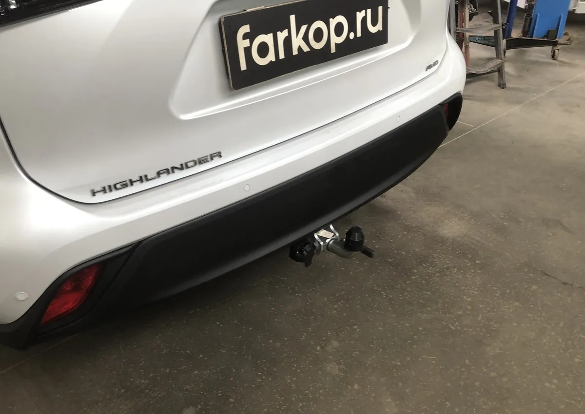 Фаркоп Galia для Toyota Highlander 2019-2026 T077C в Рязань