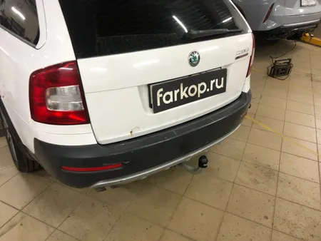 Фаркоп Galia для Skoda Octavia (лифтбек, универсал, вкл. Scout) 2005-2013 S086A в Рязань