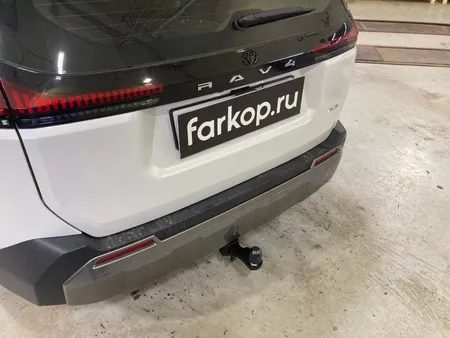 Фаркоп Berg для Toyota RAV4 2025- F.5717.002 в Рязань