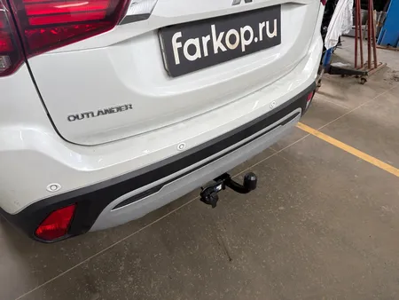 Фаркоп Berg для Mitsubishi Outlander 2012-2022 Арт. F.4013.001 F.4013.001 в Рязань