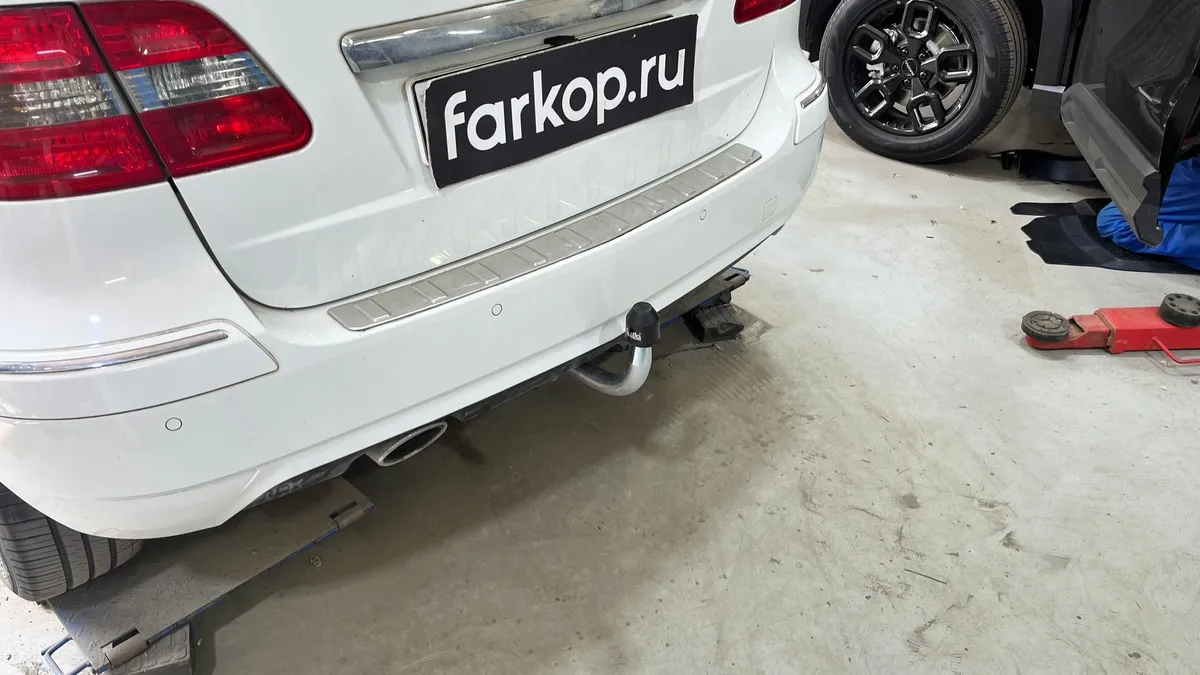 Фаркоп Galia для Mercedes B-class 2005-2011 M113A в Рязань