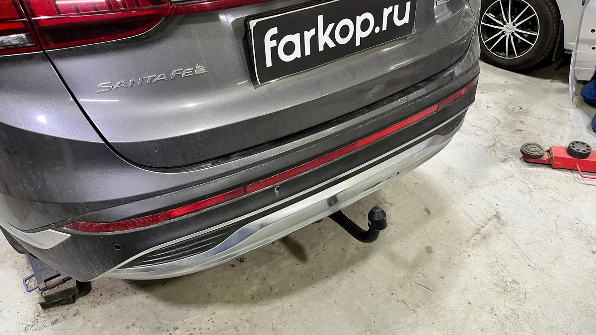 Фаркоп Galia для Hyundai Santa Fe 2020-2024 K050V в Рязань
