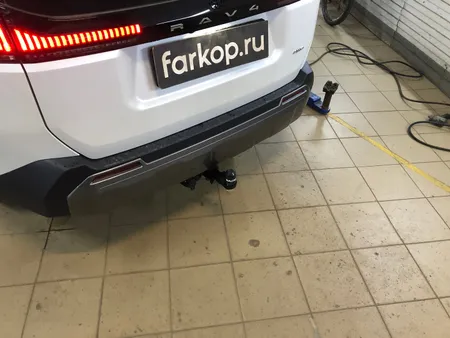 Фаркоп TowRus для Toyota RAV4 2025- 229420 в Рязань