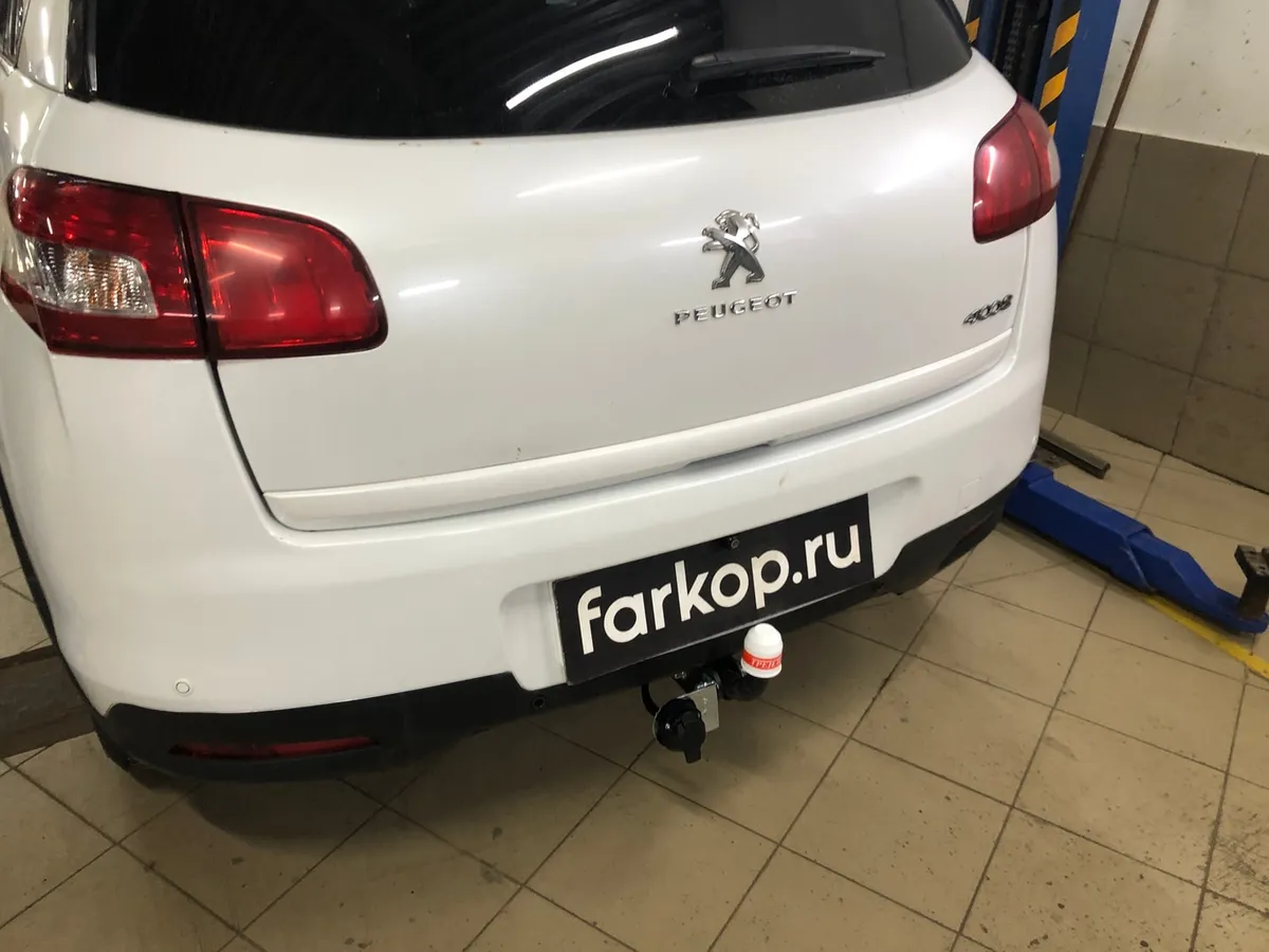 Фаркоп Трейлер для Peugeot 4008 2012-2016 7160 в Рязань