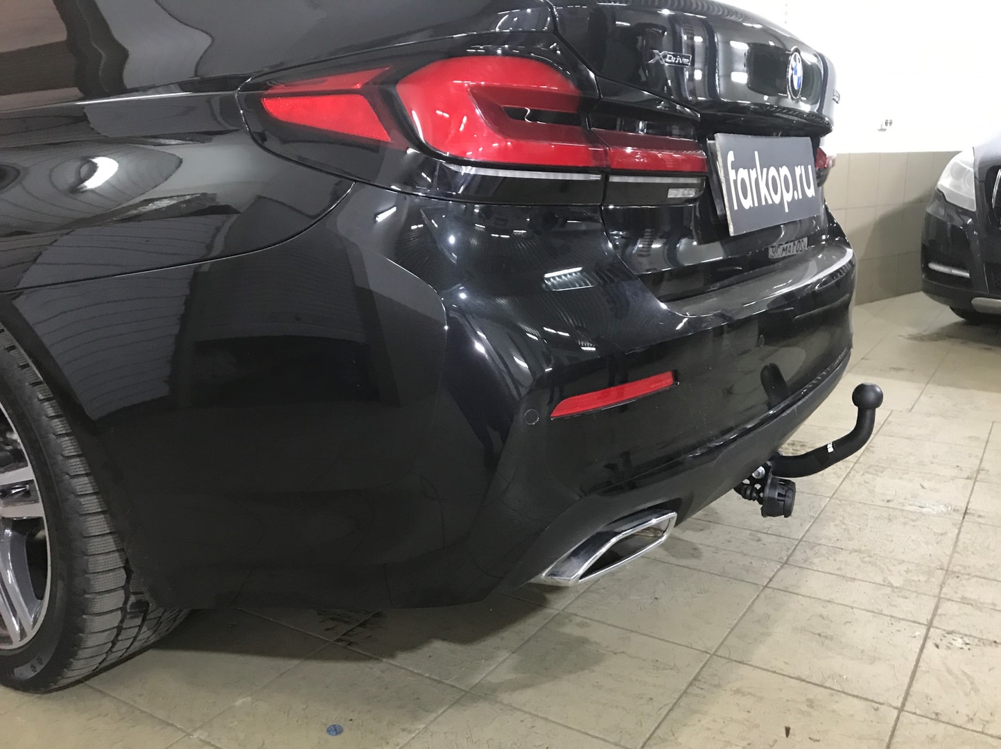 Установили фаркоп Brink для BMW 5 серия 2020 г. Установили фаркоп Brink для BMW 5 серия 2020 г.
