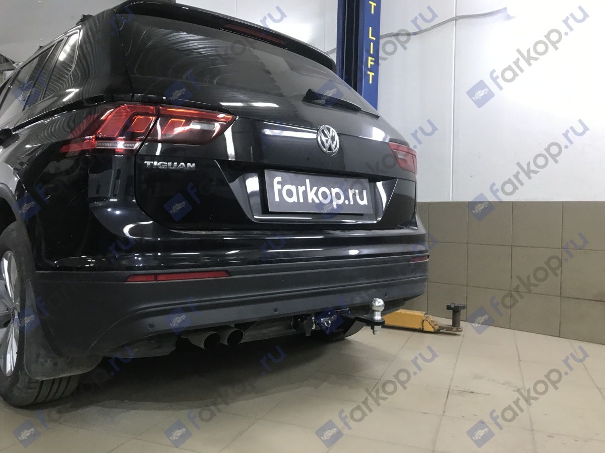 Установили фаркоп Лидер Плюс для Volkswagen Tiguan 2020 г.в.