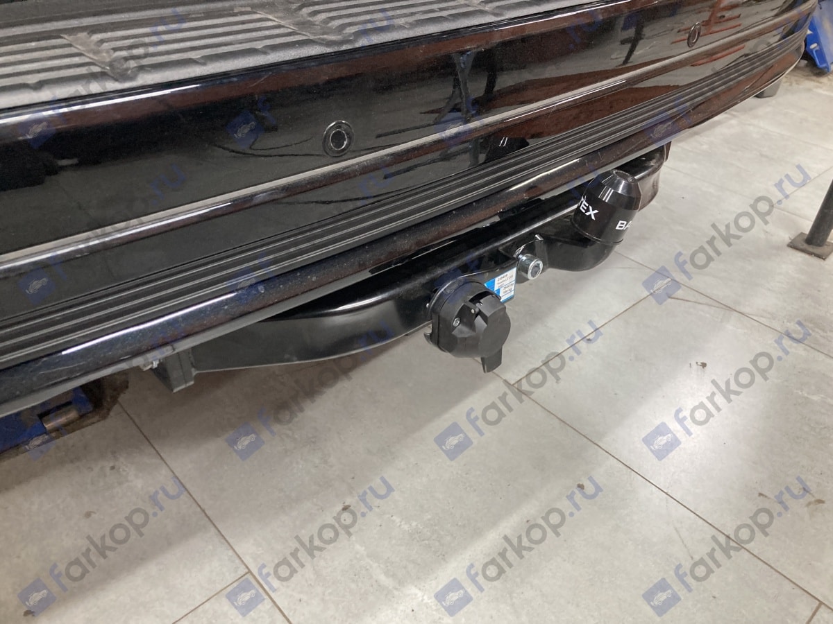 Установили фаркоп Baltex для Toyota Land Cruiser J200 2018 г. в.