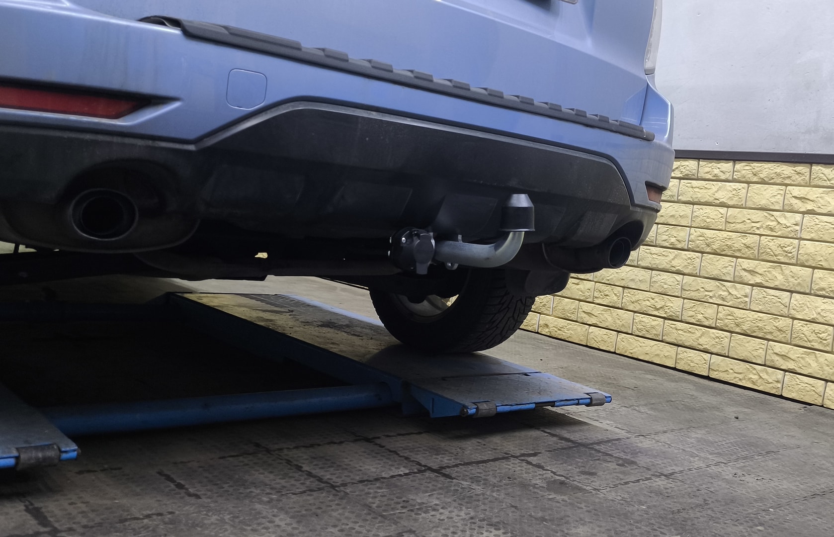 Установили фаркоп Galia для Subaru Forester 2007-2013 г. в. Установили фаркоп Galia для Subaru Forester 2007-2013 г. в.